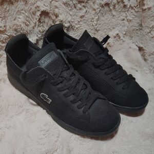 LACOSTE, Carnaby Canvas Sneakers. Size 8